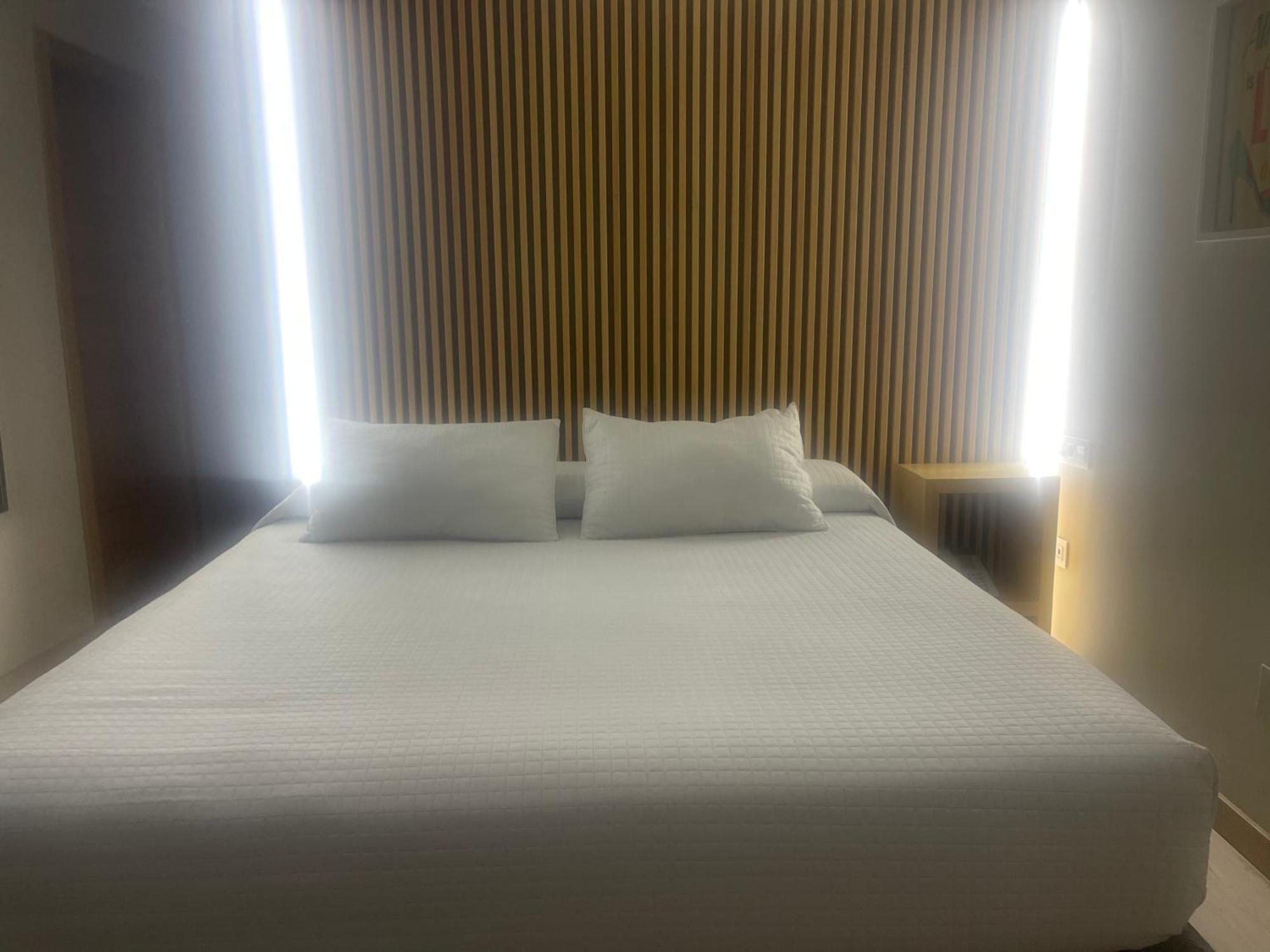 Hotel Orly シンソ・デ・リミア エクステリア 写真